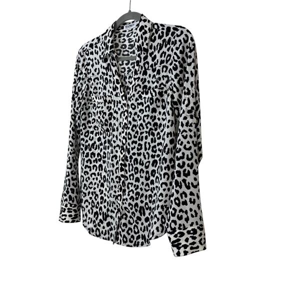 Express Top Womens Extra Small Black White Portofino Shirt Leopard Cheetah Cat - Picture 3 of 8